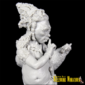 "Psst" - the little hen thief